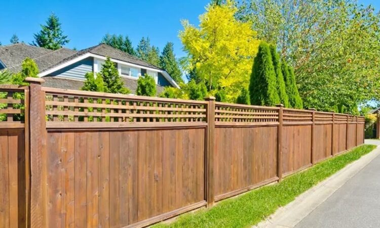 Selecting the Right Fencing Material for Your Home